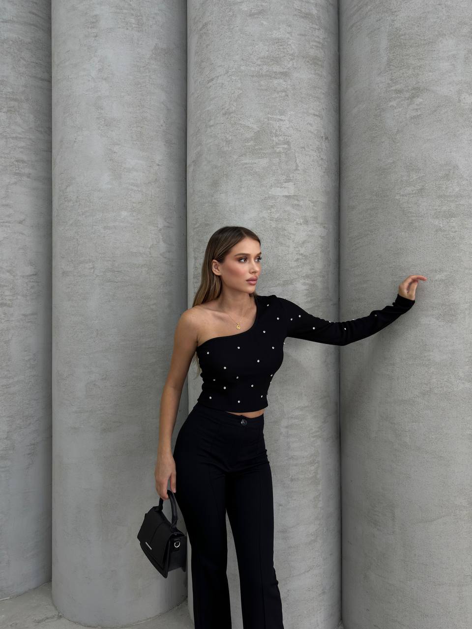 AURELA One Shoulder Oberteil mit Perlen